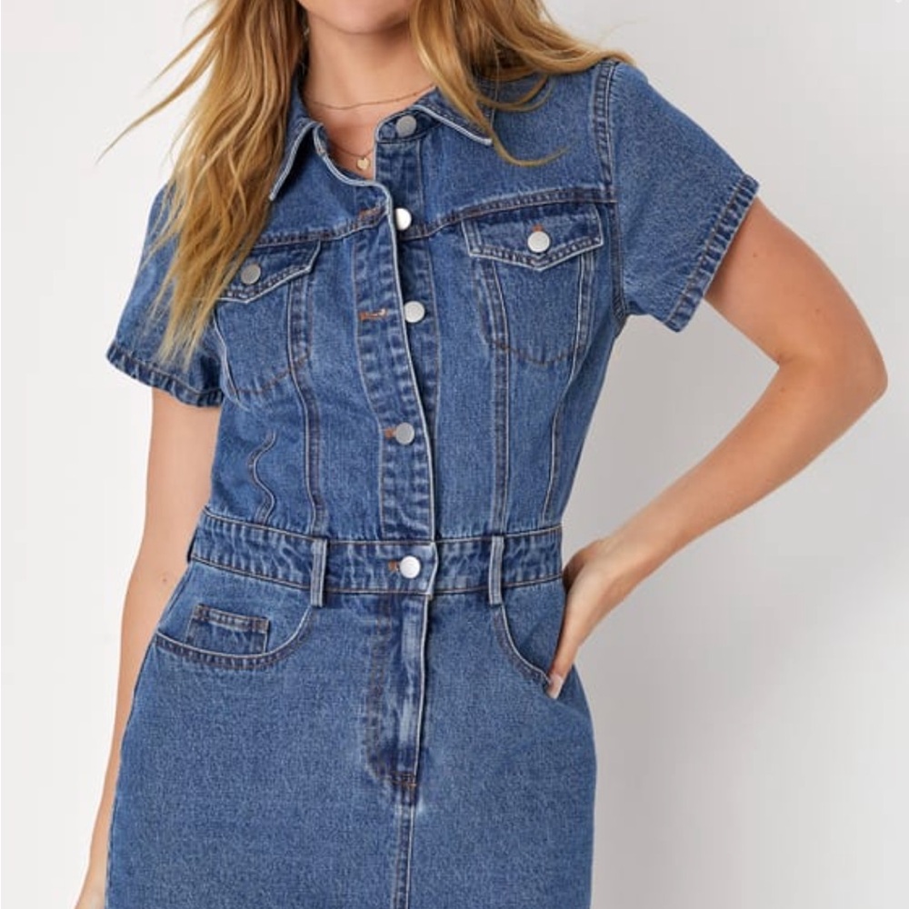 Lulu's Blue Denim Short Sleeve Dress